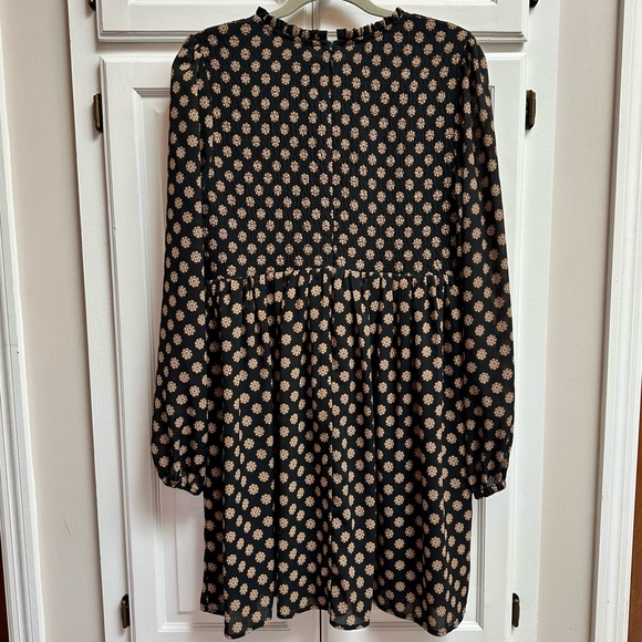 Sanctuary Smocked Long Sleeve Babydoll Dress Medallion Print Size Small - Picture 4 of 13